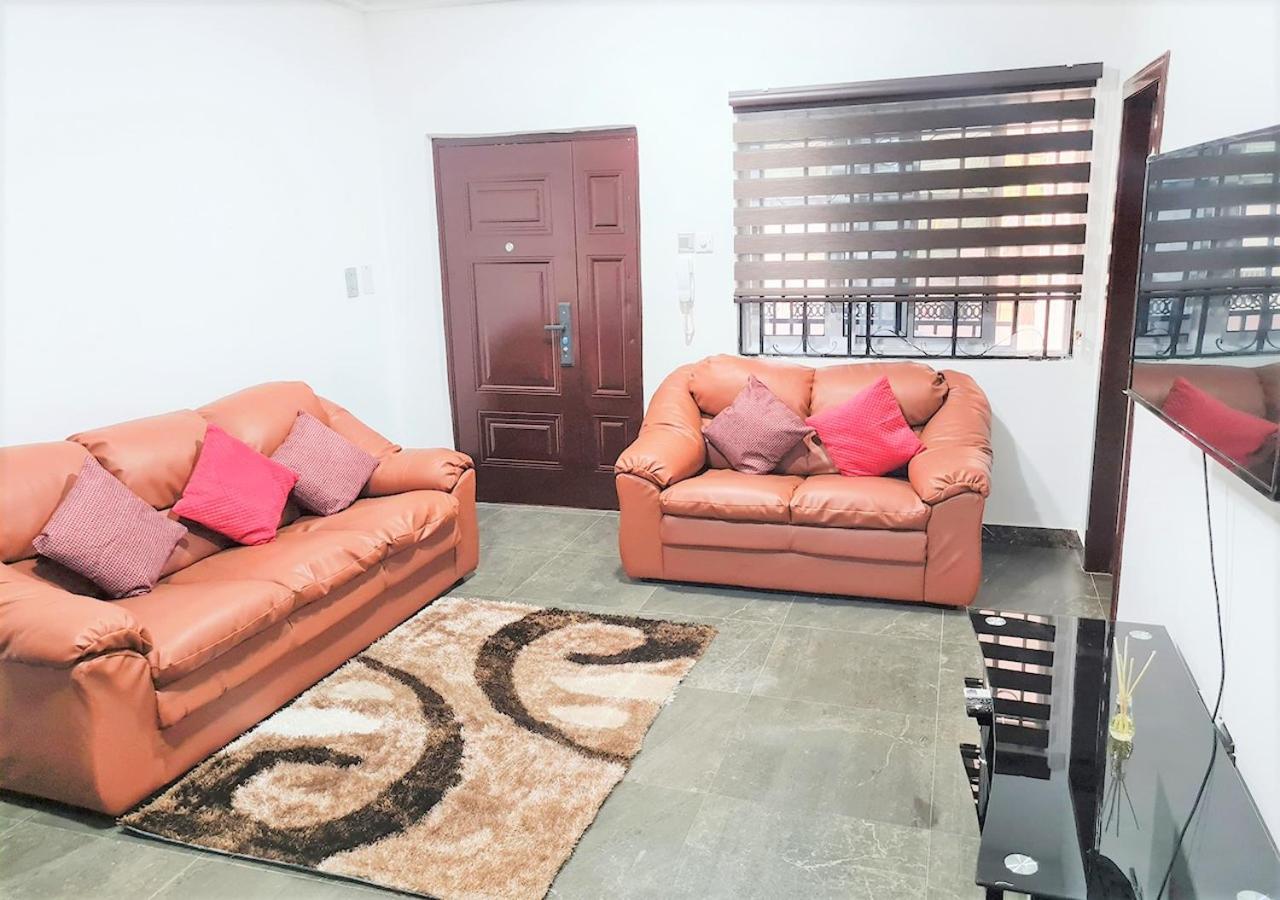 Douglas Luxury Apartments At Douglas Court, Adenta, Accra Ngoại thất bức ảnh