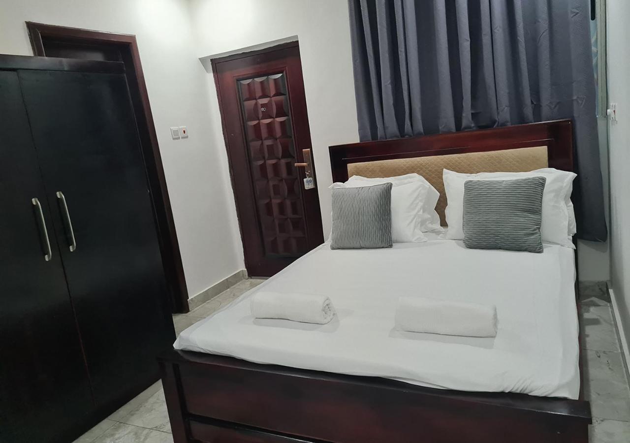 Douglas Luxury Apartments At Douglas Court, Adenta, Accra Ngoại thất bức ảnh