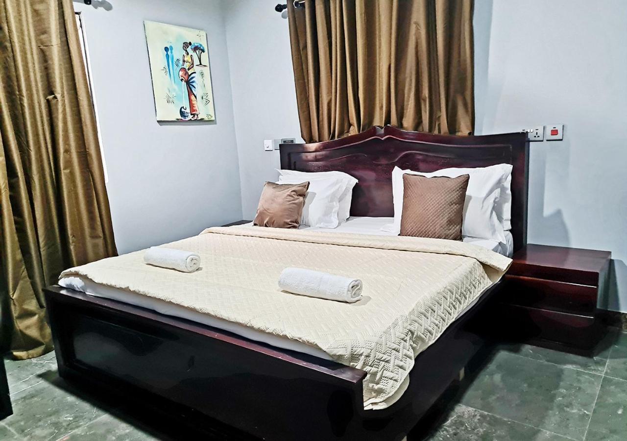 Douglas Luxury Apartments At Douglas Court, Adenta, Accra Ngoại thất bức ảnh