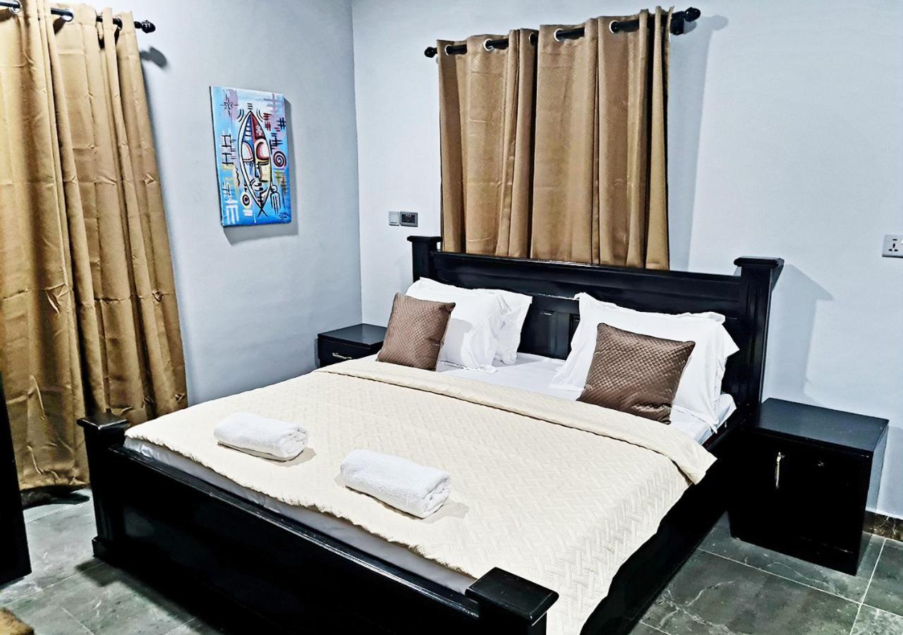 Douglas Luxury Apartments At Douglas Court, Adenta, Accra Ngoại thất bức ảnh