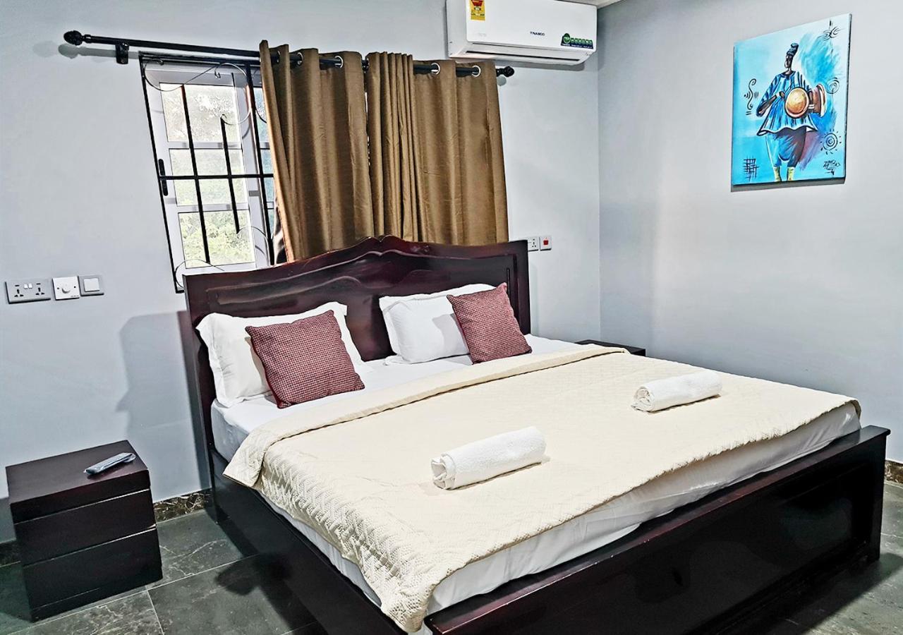 Douglas Luxury Apartments At Douglas Court, Adenta, Accra Ngoại thất bức ảnh