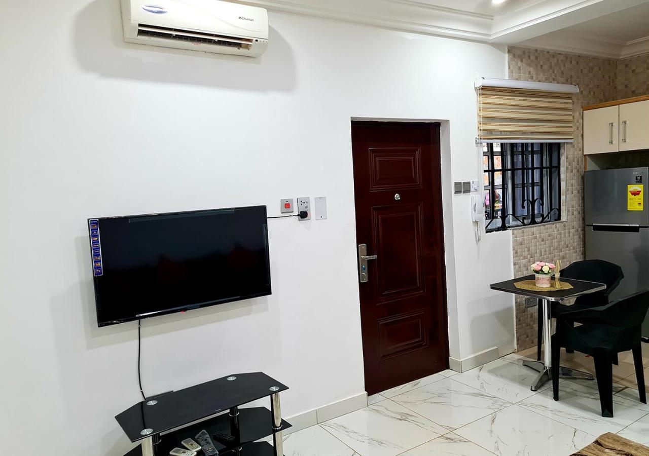 Douglas Luxury Apartments At Douglas Court, Adenta, Accra Ngoại thất bức ảnh